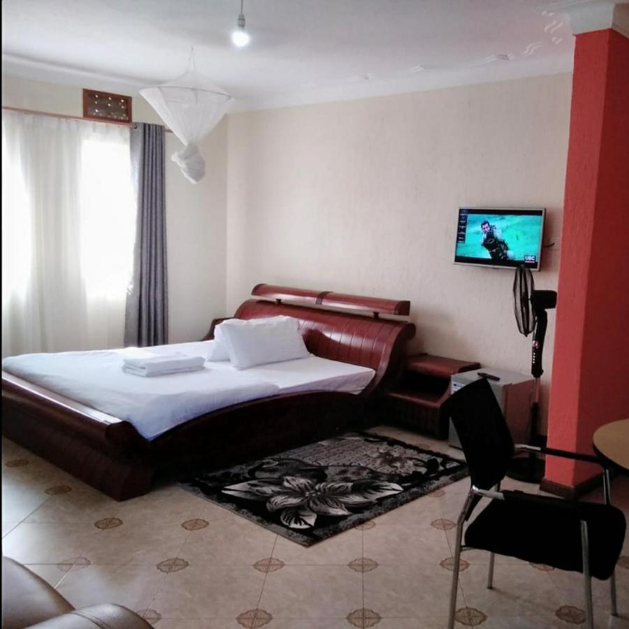 Migingo Suites Εντέμπε Εξωτερικό φωτογραφία