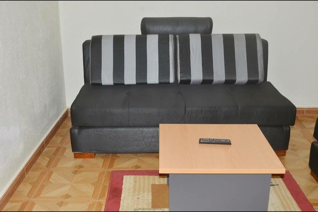 Migingo Suites Εντέμπε Εξωτερικό φωτογραφία