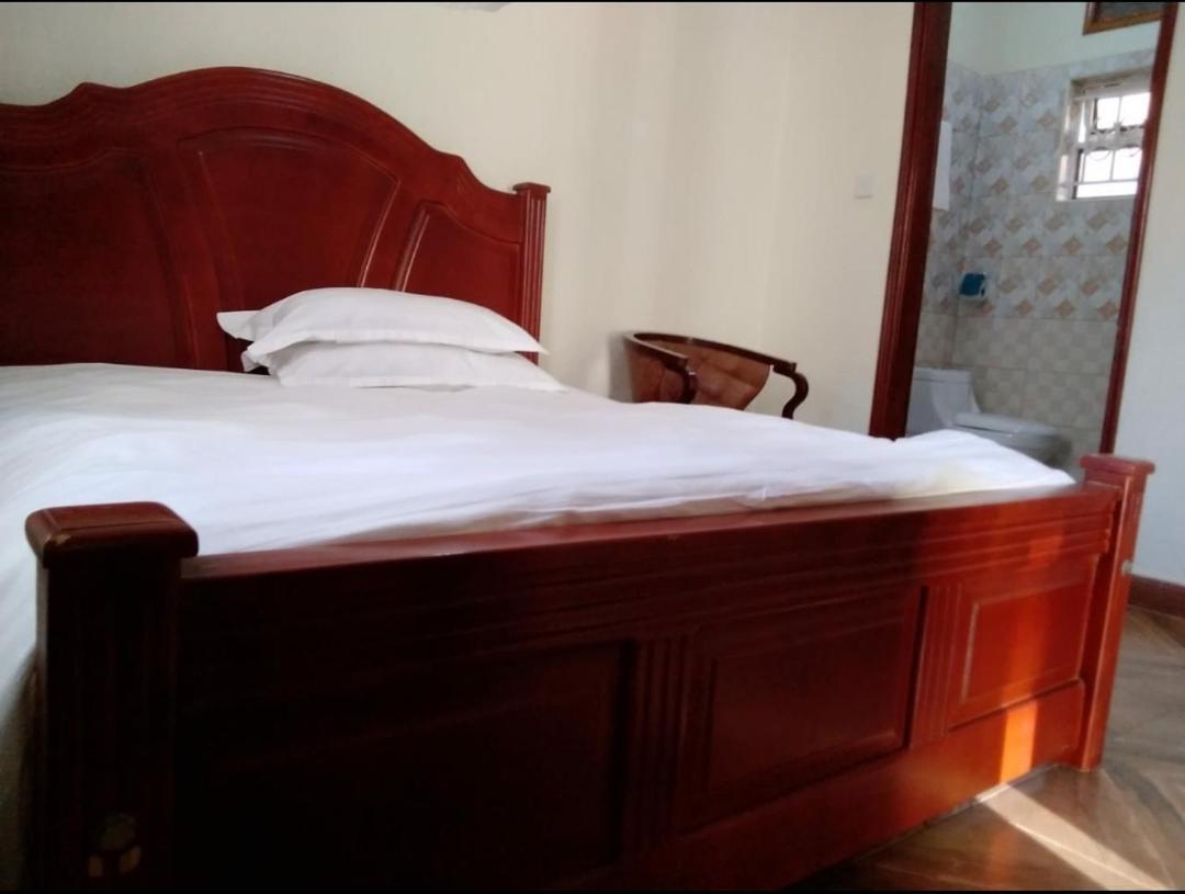 Migingo Suites Εντέμπε Εξωτερικό φωτογραφία