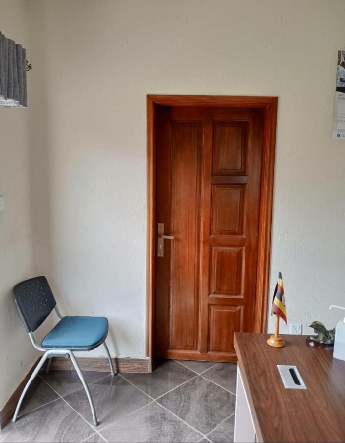 Migingo Suites Εντέμπε Εξωτερικό φωτογραφία