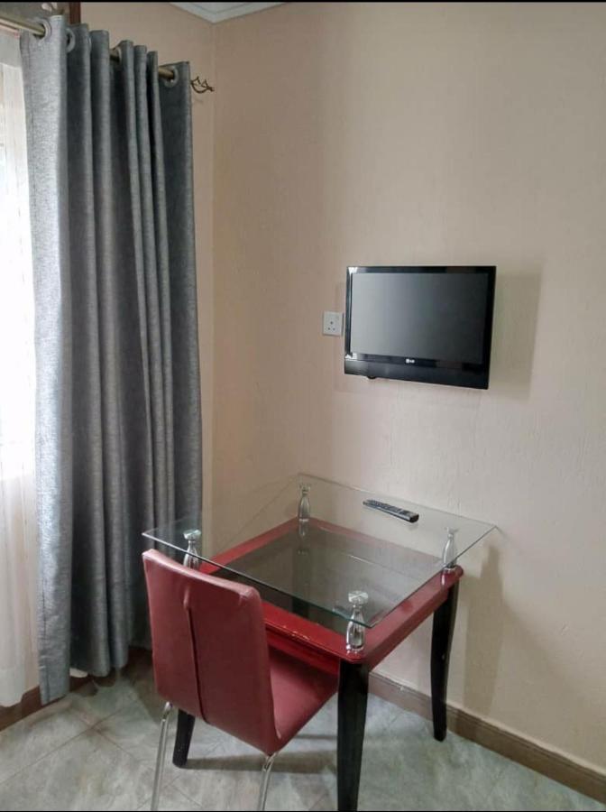 Migingo Suites Εντέμπε Εξωτερικό φωτογραφία